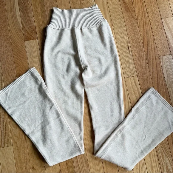 Bailey Rose Set two pieces Cream Knit High-Waist Pants and jacket - Picture 7 of 12